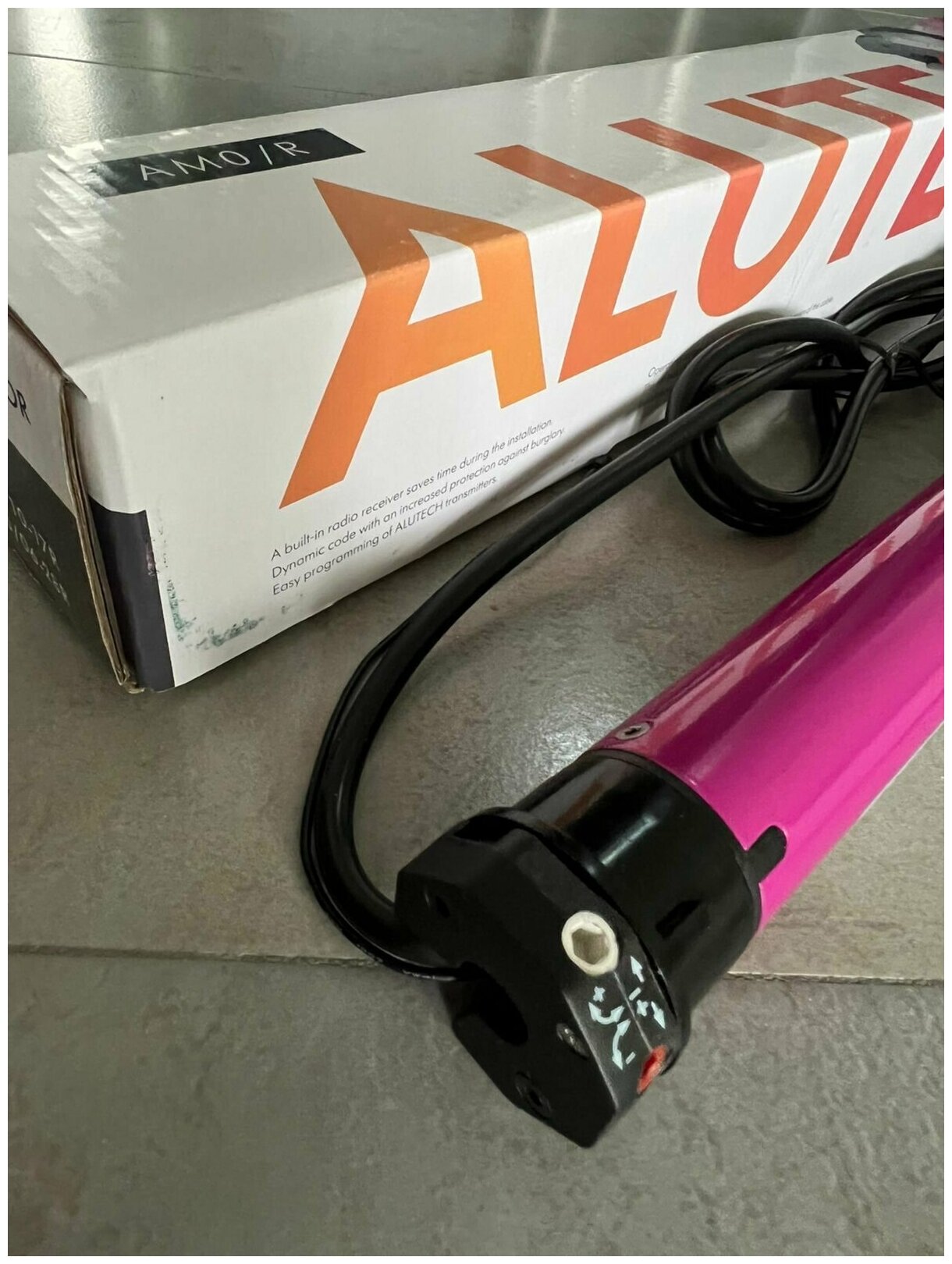 ALUTECH AM1/30-15R внутривальный привод со встроенным радиоприемником / электропривод для роллет / рольставен - фотография № 2