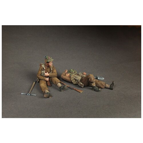 3617SOGA British infantrymans at rest. gold rest 200x190x22 gold rest