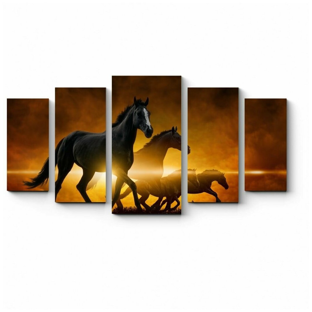 Модульная картина Бегущие лошади на фоне закатных облаков 160x88