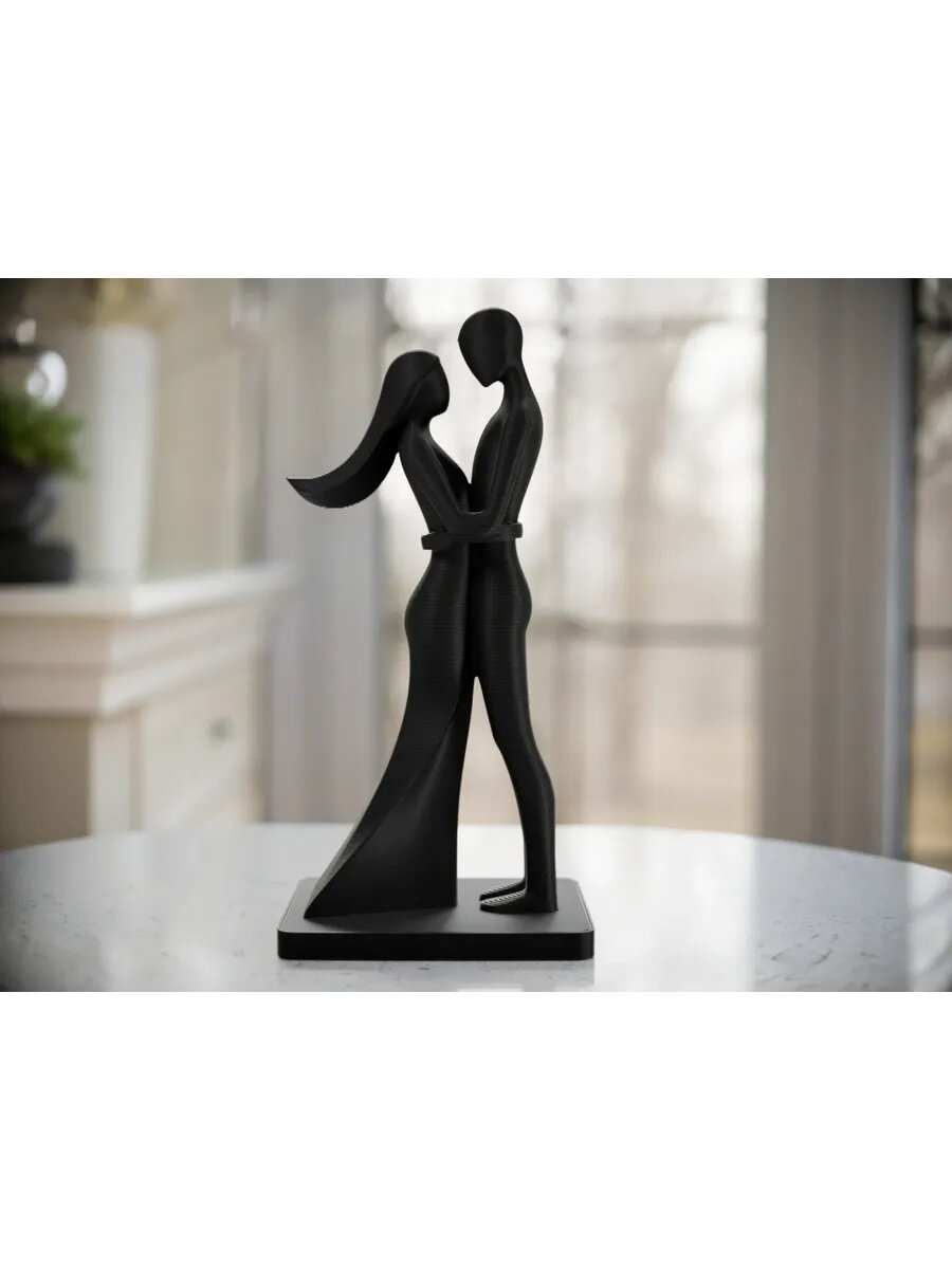 Фигурка влюбленных