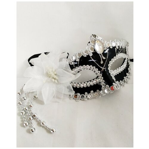 Черная маска с белым цветком (5147) бежевая маска с блестками colombina fiore женская 13725