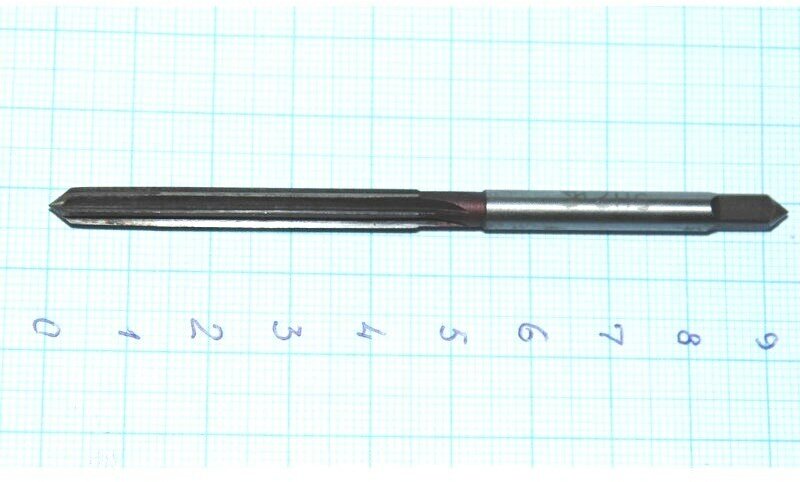 Развертка ручная 5 мм с цилиндрическим хвостовиком ГОСТ 7722-77