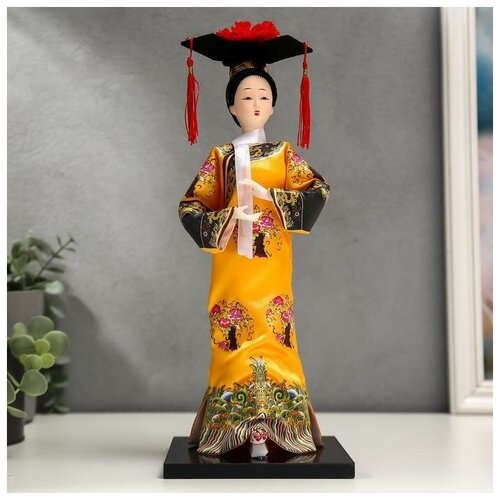 Кукла коллекционная Китаянка в национальном платье 32х12,5х12,5 см nnb кукла коллекционная китаянка в национальном платье с платочком 32х12 5х12 5 см