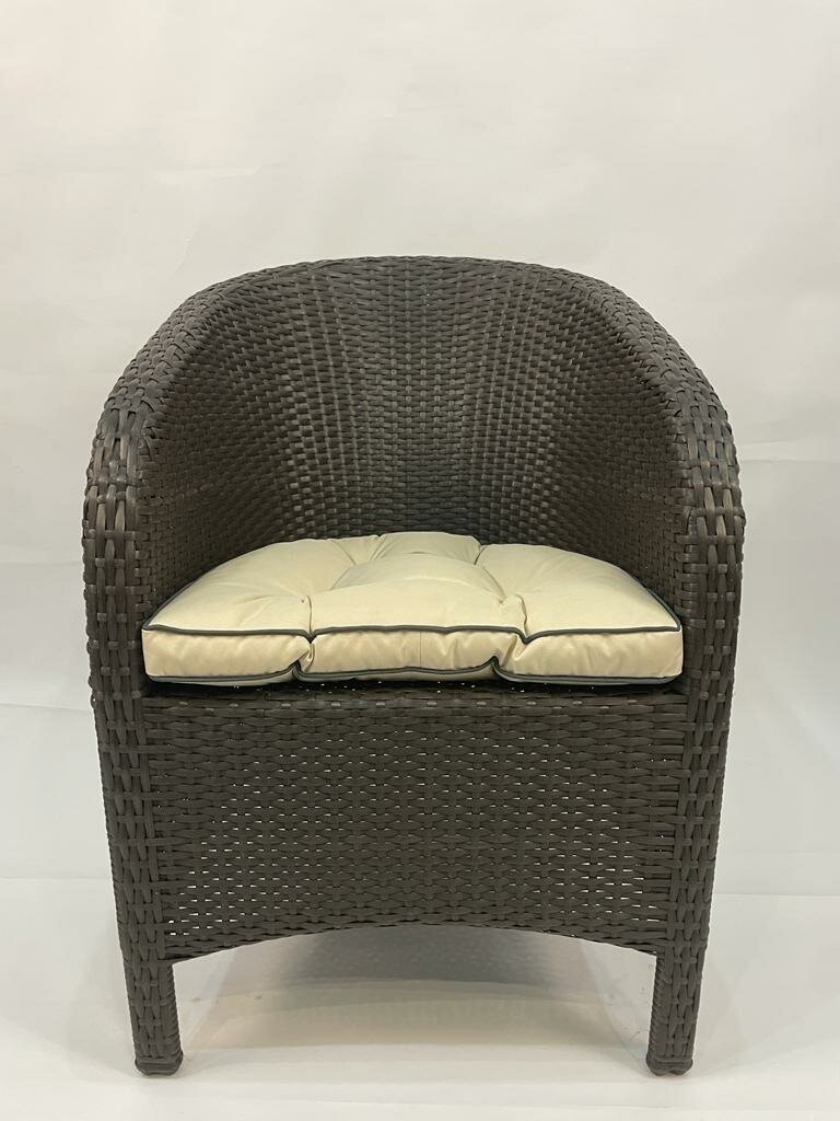 Плетеное кресло из искусственного ротанга коричневое сплошное плетение - фотография № 5