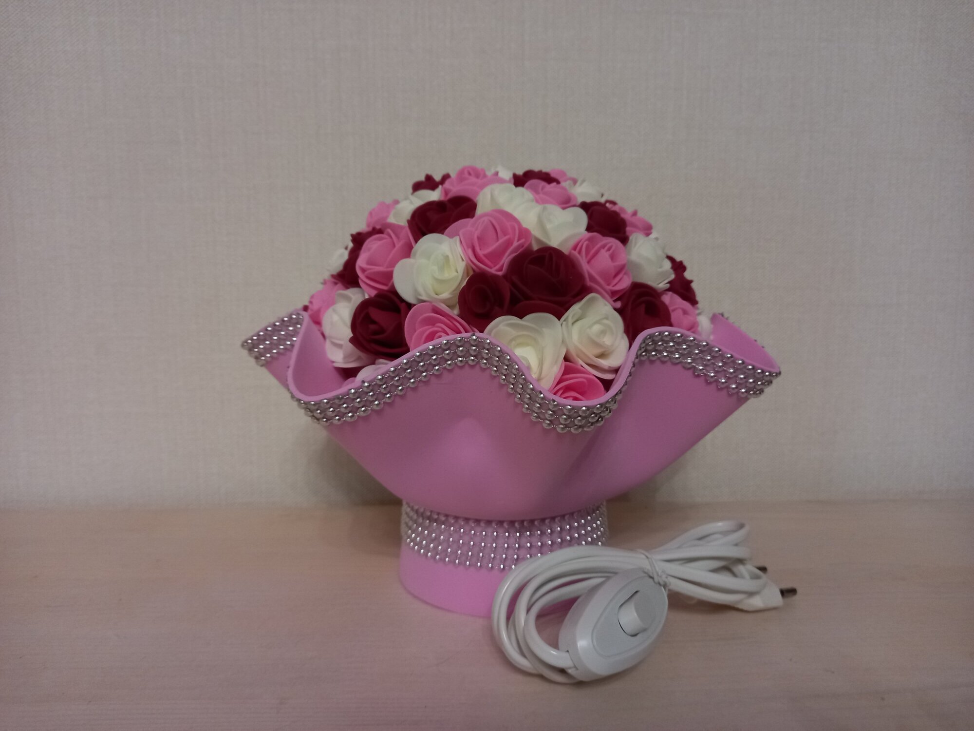 Букет-ночник из роз 3х цв. розовый