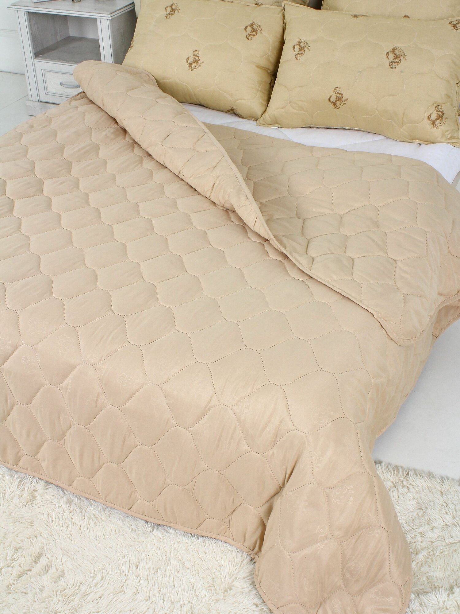 Одеяло "Овечья шерсть" облегченное, Евро размер, в микрофибре, плотность 150 г/м2