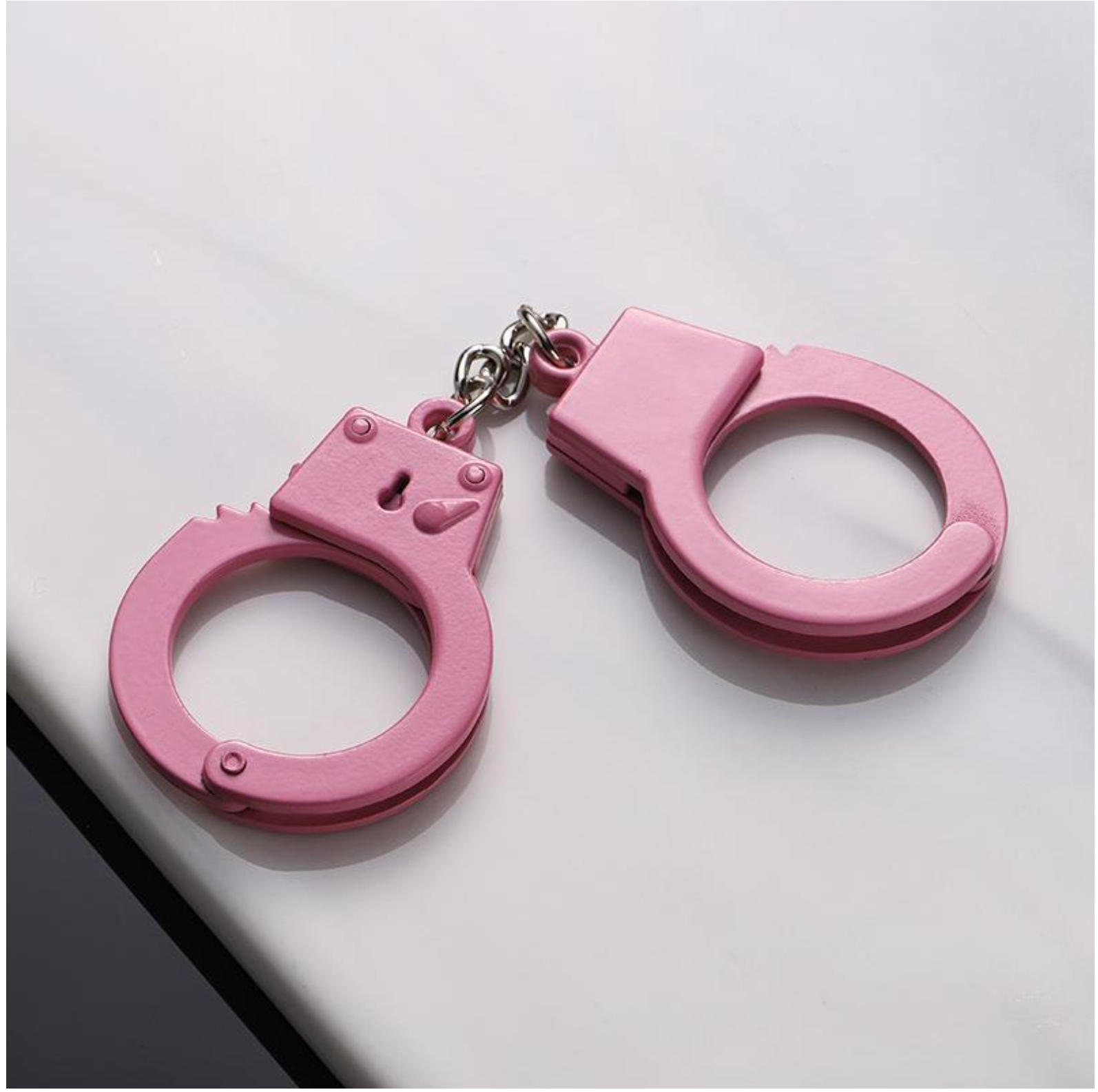 Брелок remove, розовый — фото 1