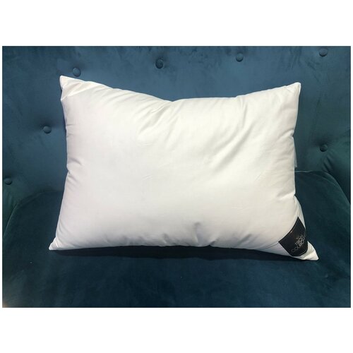 Trois Couronnes Подушка Trois Couronnes 5 Star Residences Luxury Resort Soft