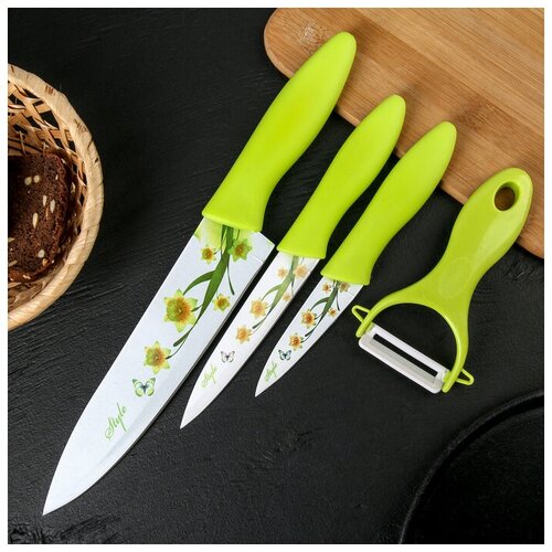 Набор кухонный, 4 предмета: 3 ножа с антиналипающим покрытием, лезвие 8,5/12/20 см, овощечистка, цвет зеленый