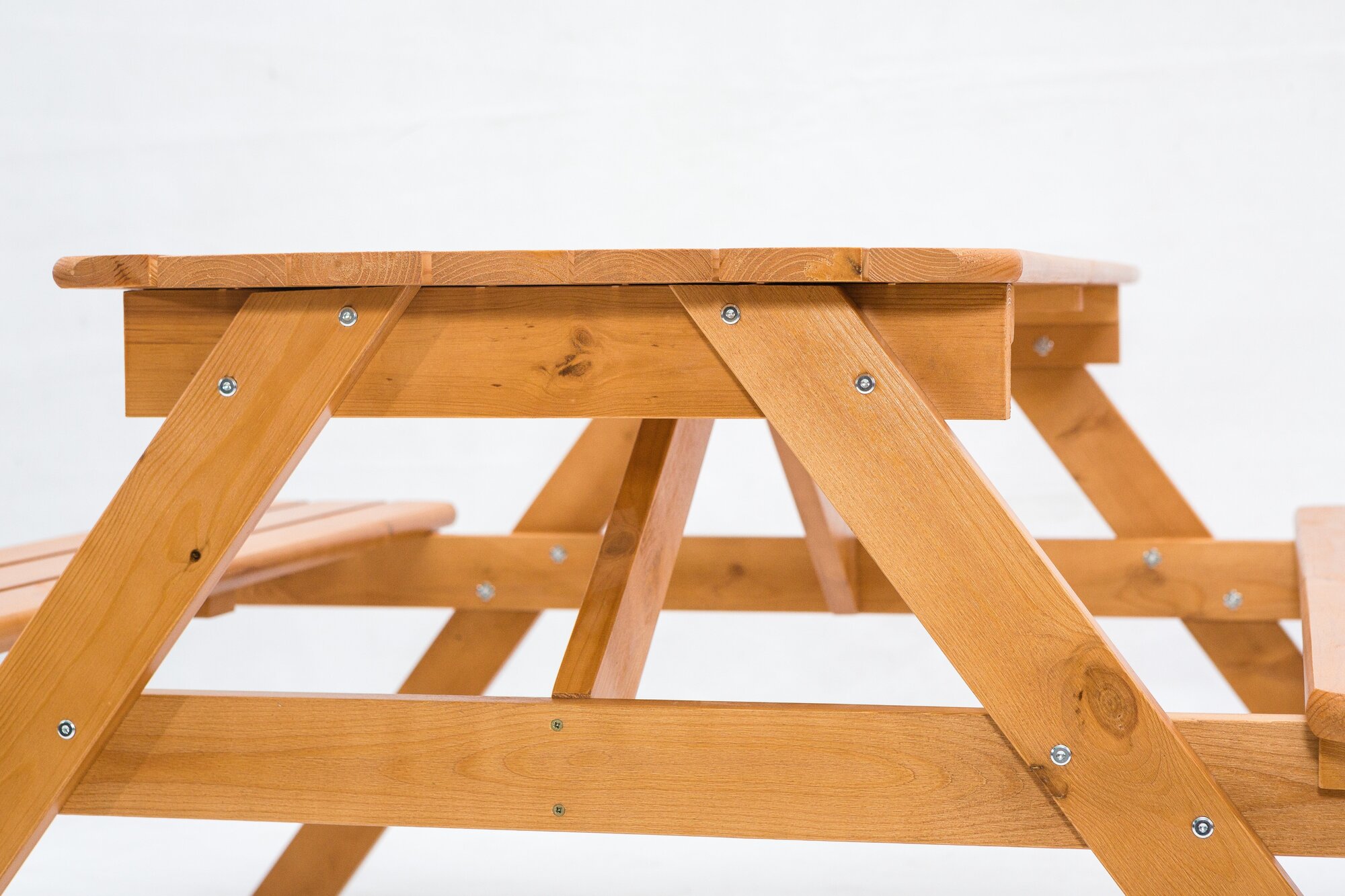 Комплект мебели фотон Пикник (стол, 2 скамьи), орех - фотография № 9