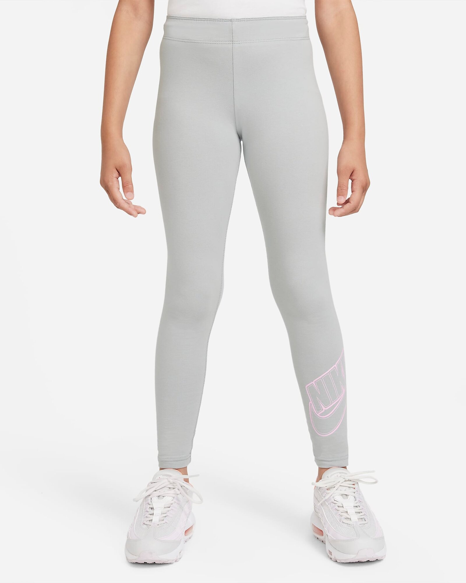 фото Брюки спортивные NIKE