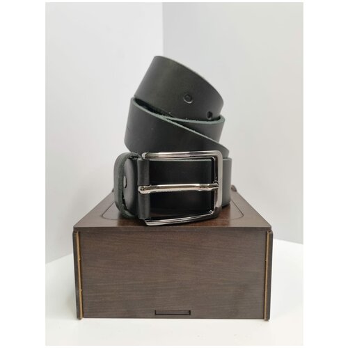 фото Ремень / натуральная кожа / деревянная коробка / черный / 125 см c&m