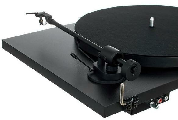 Виниловый проигрыватель Pro-Ject Primary E Phono