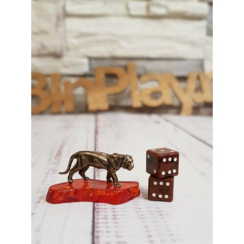 Статуэтка Лев Янтарный