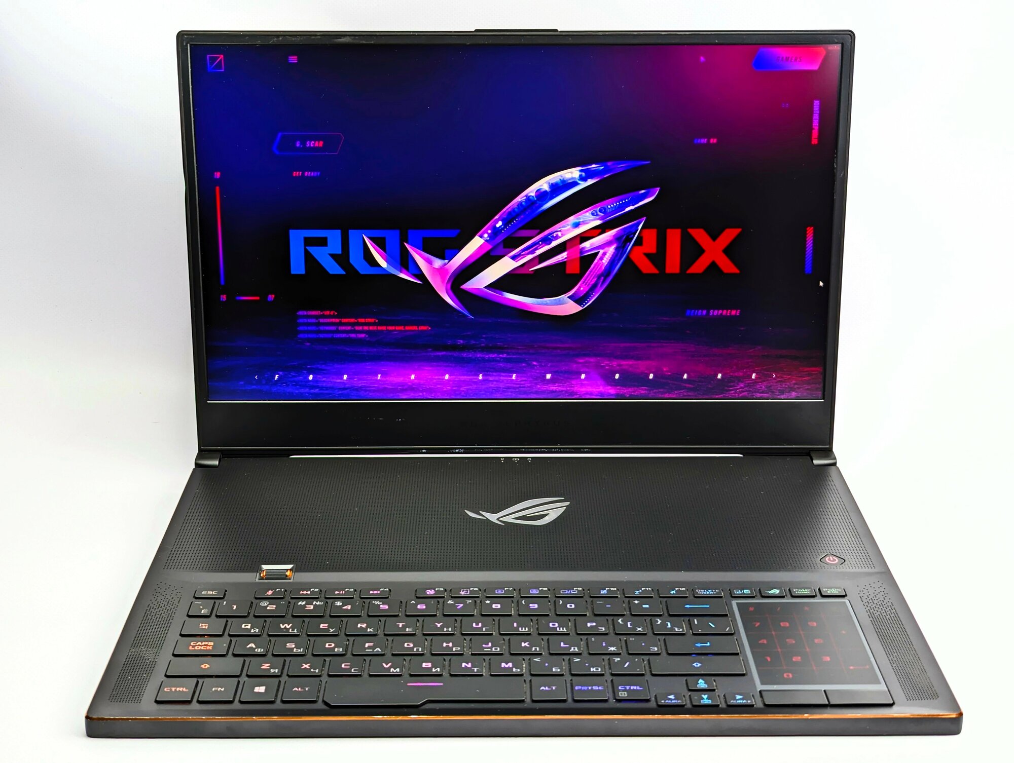 Игровой Ноутбук Asus ROG Zephyrus S17 2070 Super/I7-10875H/16/1TB/17.3/300Hz/Win11