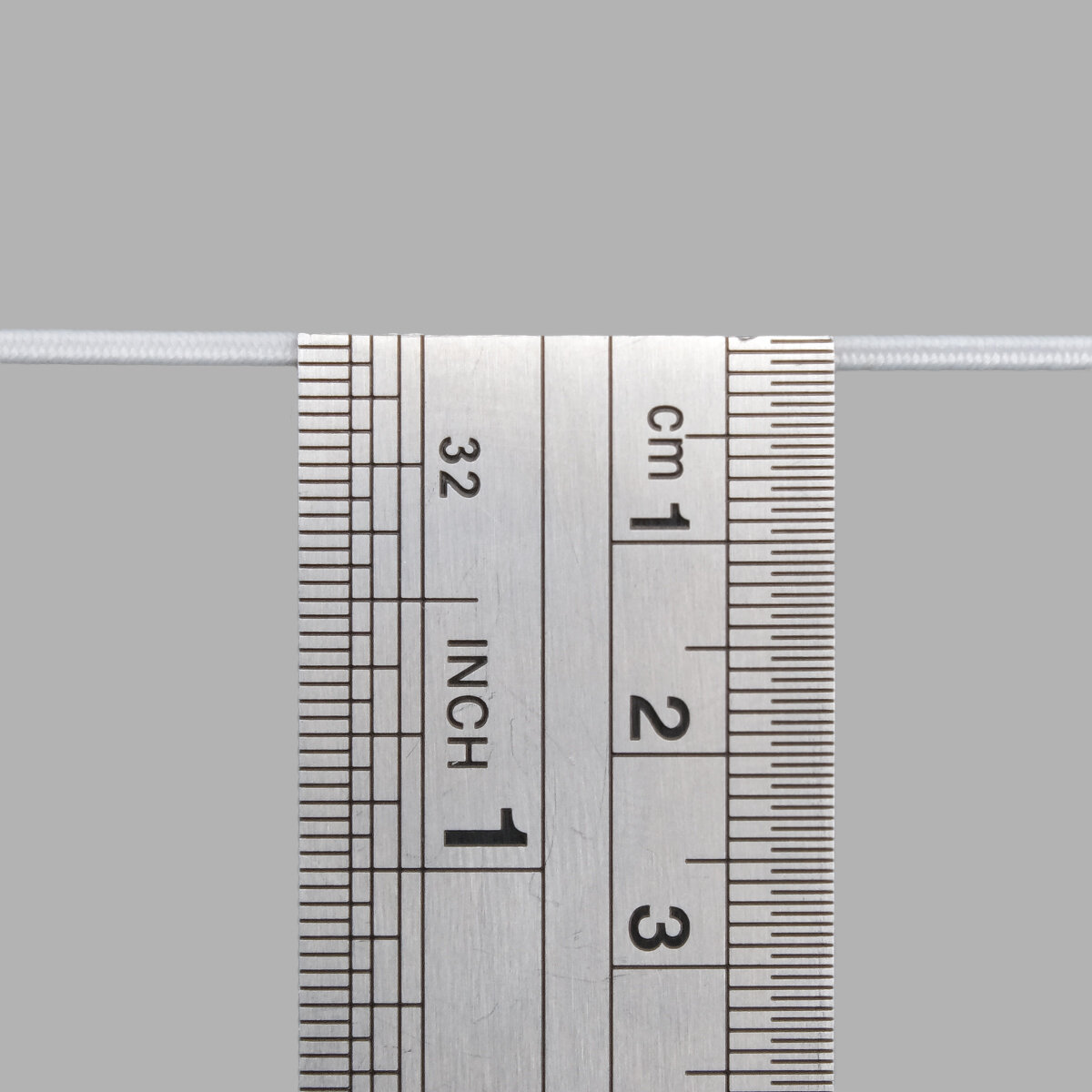 Сутаж эластичный 1,4 гр/м, эластичность 88%, 2мм*20м (003 белый) — фото 1