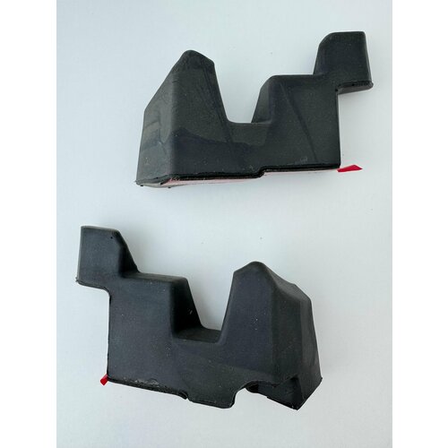 2 штуки. Кожух уплотнителя капота левый и правый 864324Y000 и 864424Y000. Для Kia Rio 2011-2017. Сделаны из мягкой резины