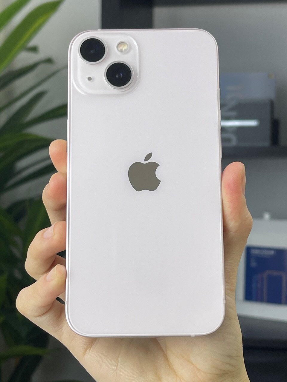 Смартфон Apple iPhone 13, 128 Гб, Розовый, Apple A15 Bionic, IP68, 5G