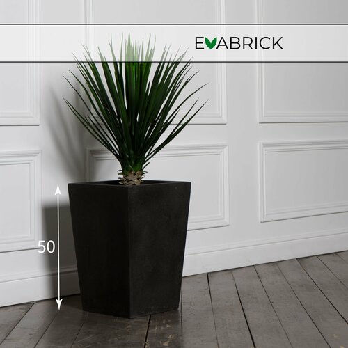 Кашпо / горшок для цветов Evabrick Pyramid 39 л полимербетон черный