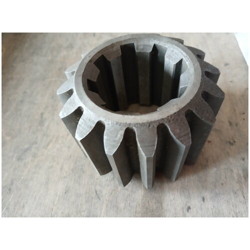 Шестерня 95-1701012 (z=16) 1 пер. ведущ. ТЛТ-100