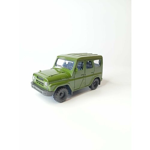 Коллекционная машинка игрушка металлическая УАЗ-469 для мальчиков масштабная модель 1:24 зеленый