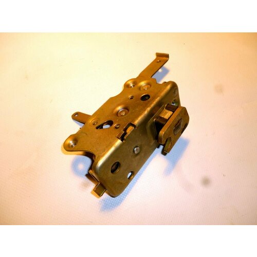 Замок двери ЗИЛ-4331 5301 правый в сборе АМО ЗИЛ 2900₽