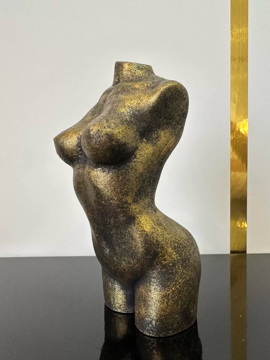 фото Статуэтка торс черное золото