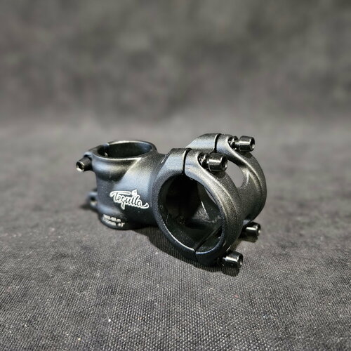 Вынос руля Zoom Tequila (H2101CS) 7", D 35 мм, L 55 мм, S 1,125", 4-х болтовый