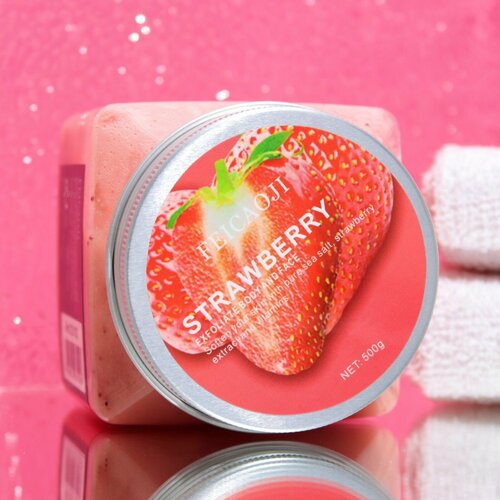 Крем-Скраб для тела обновляющий с клубникой 500 мл 531₽