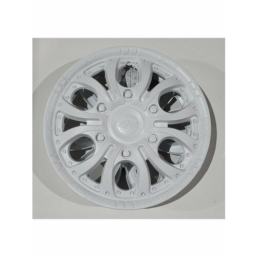 Колпаки автомобильные Пилот белый глянец 15 4 шт 1460₽