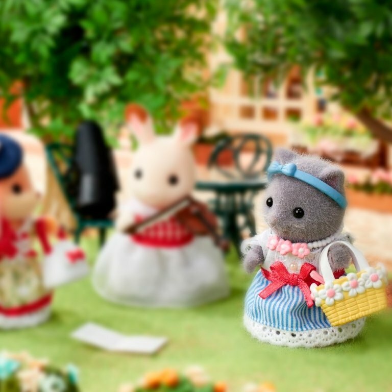 Sylvanian Families Набор "Платье цвета морской волны" и аксессуары 2116