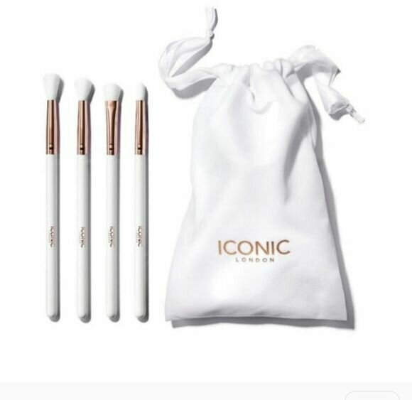 Набор профессиональных кистей для макияжа ICONIC London Caught My Eye essential eye brush set