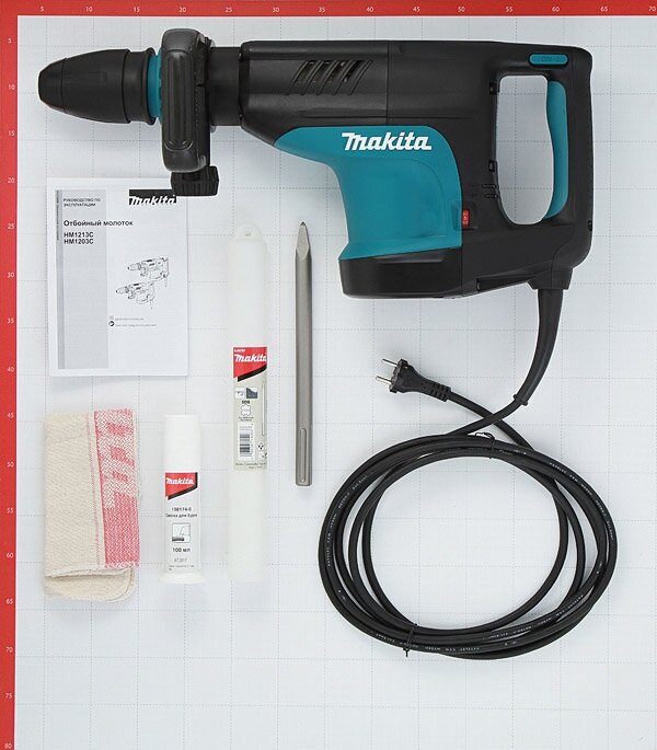 Отбойный молоток Makita HM1203C