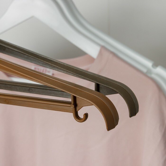 Вешалка-плечики для верхней одежды, размер 56-68, цвет микс - фотография № 6