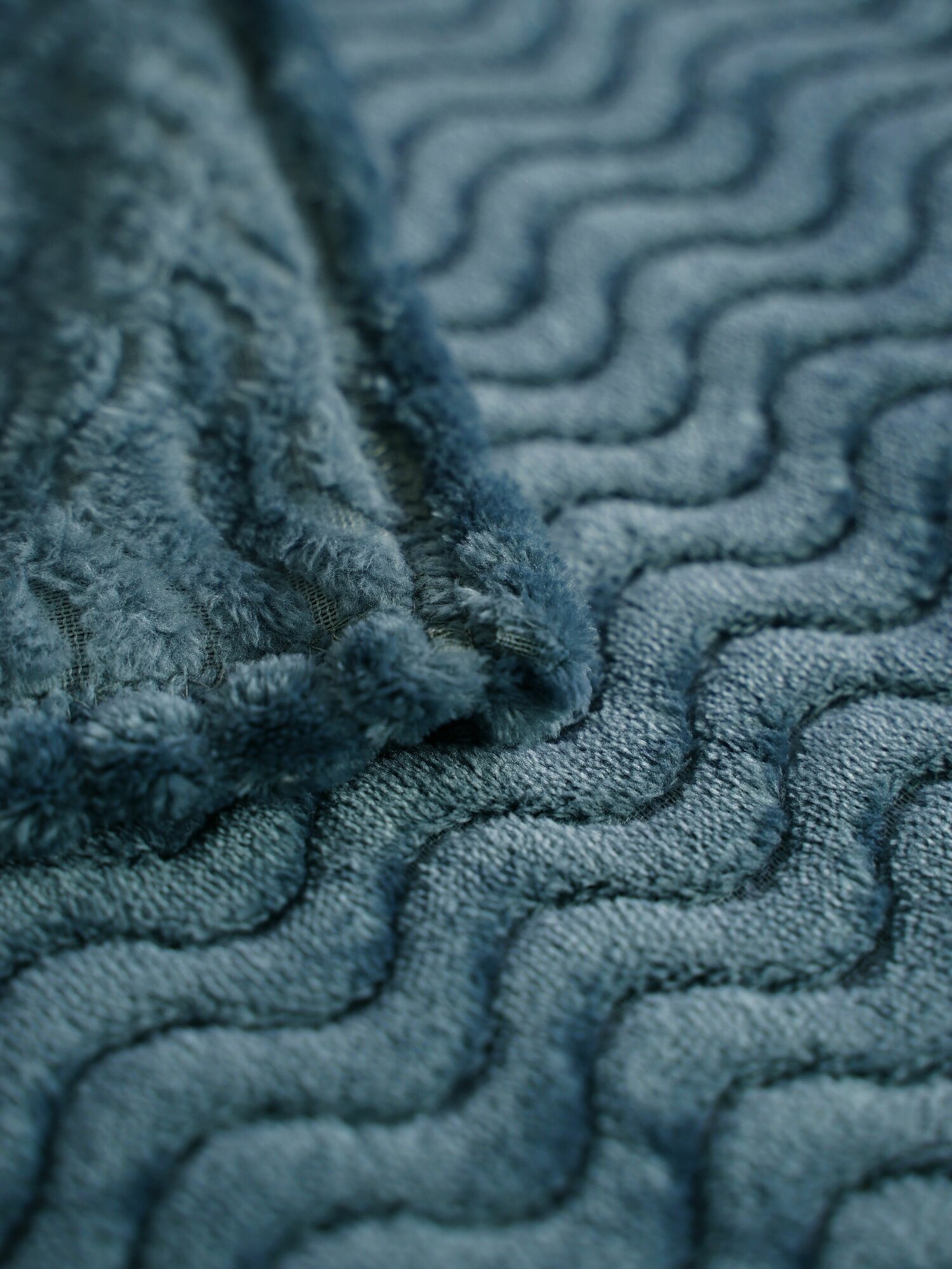 Плед на кровать плюшевый флисовый Волна 14А / 150х205 см - фотография № 14