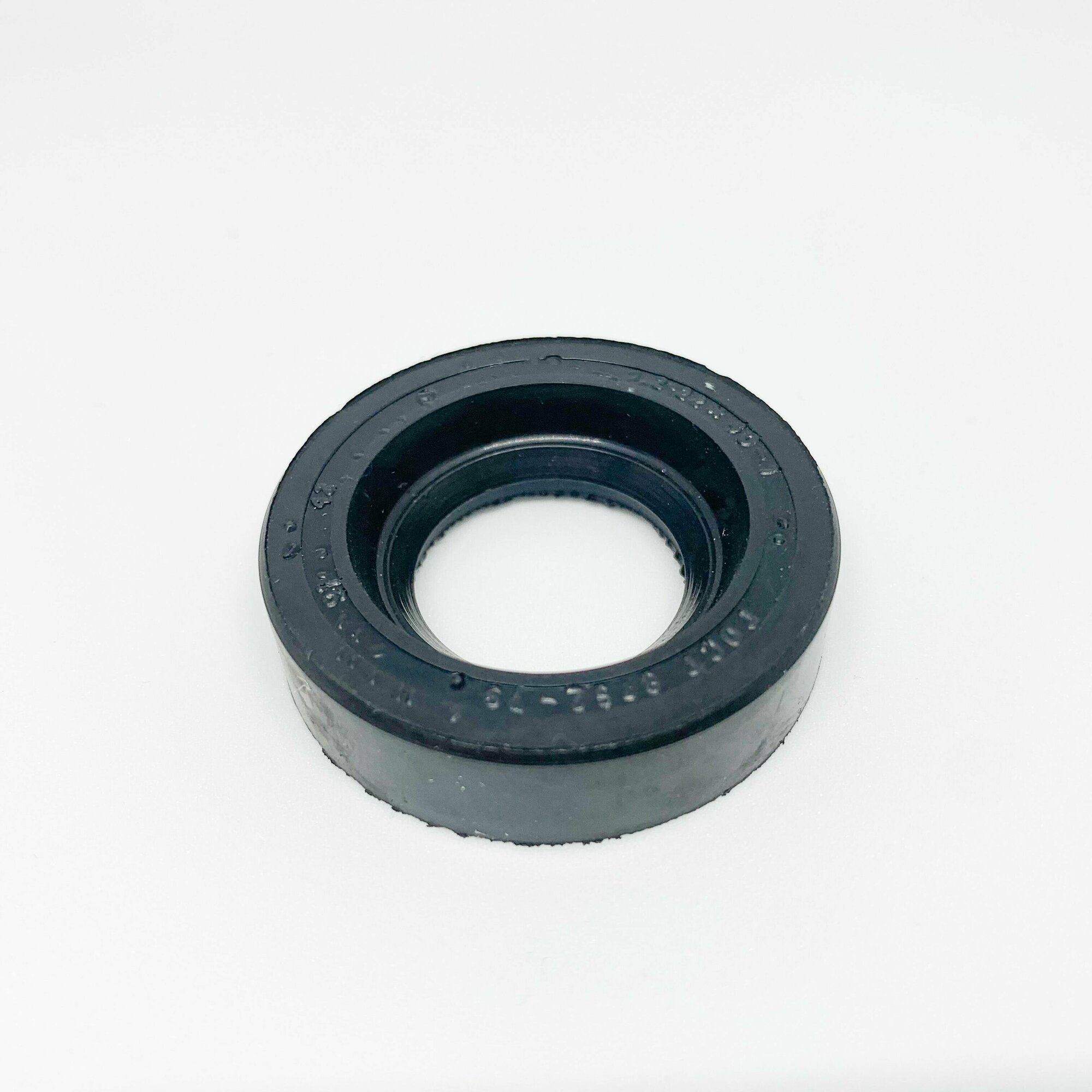 фото Сальник 1.2-22х40х10 ГОСТ 8752-79 / Манжета армированная 1.2-22х40-1