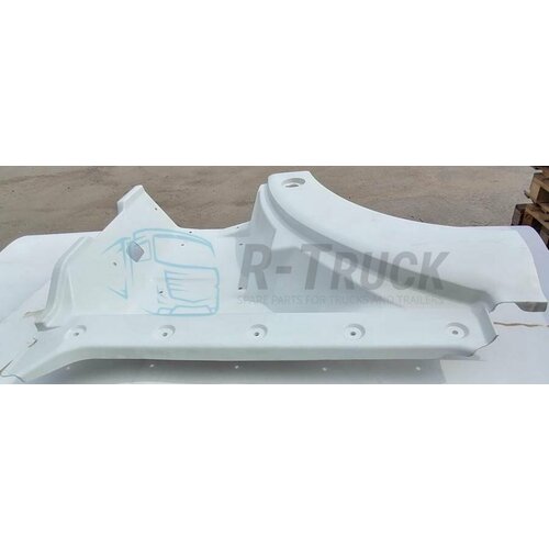 R-TRUCK 0303301312 0303-301312R-TRUCK подножка правая MAN 81615100706 13360₽