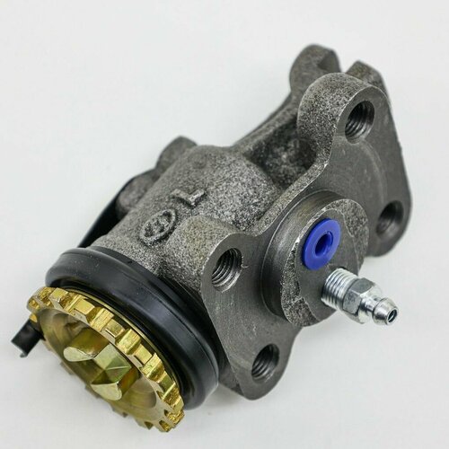 Рабочий тормозной цилиндр передний ISUZU ELF 3852 диаметр 34 с прокачкой левый YAMASIDA 3270₽