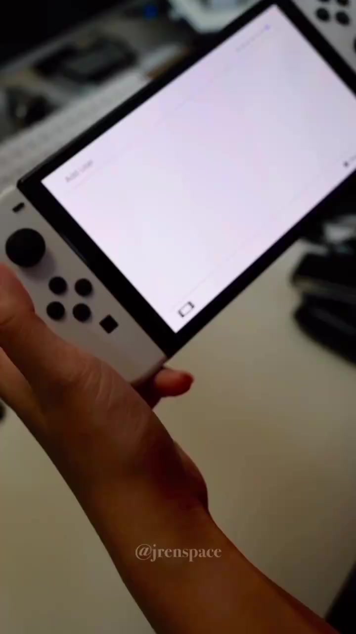 Игровая приставка Nintendo Switch OLED 64 ГБ, без игр, White — фото 1