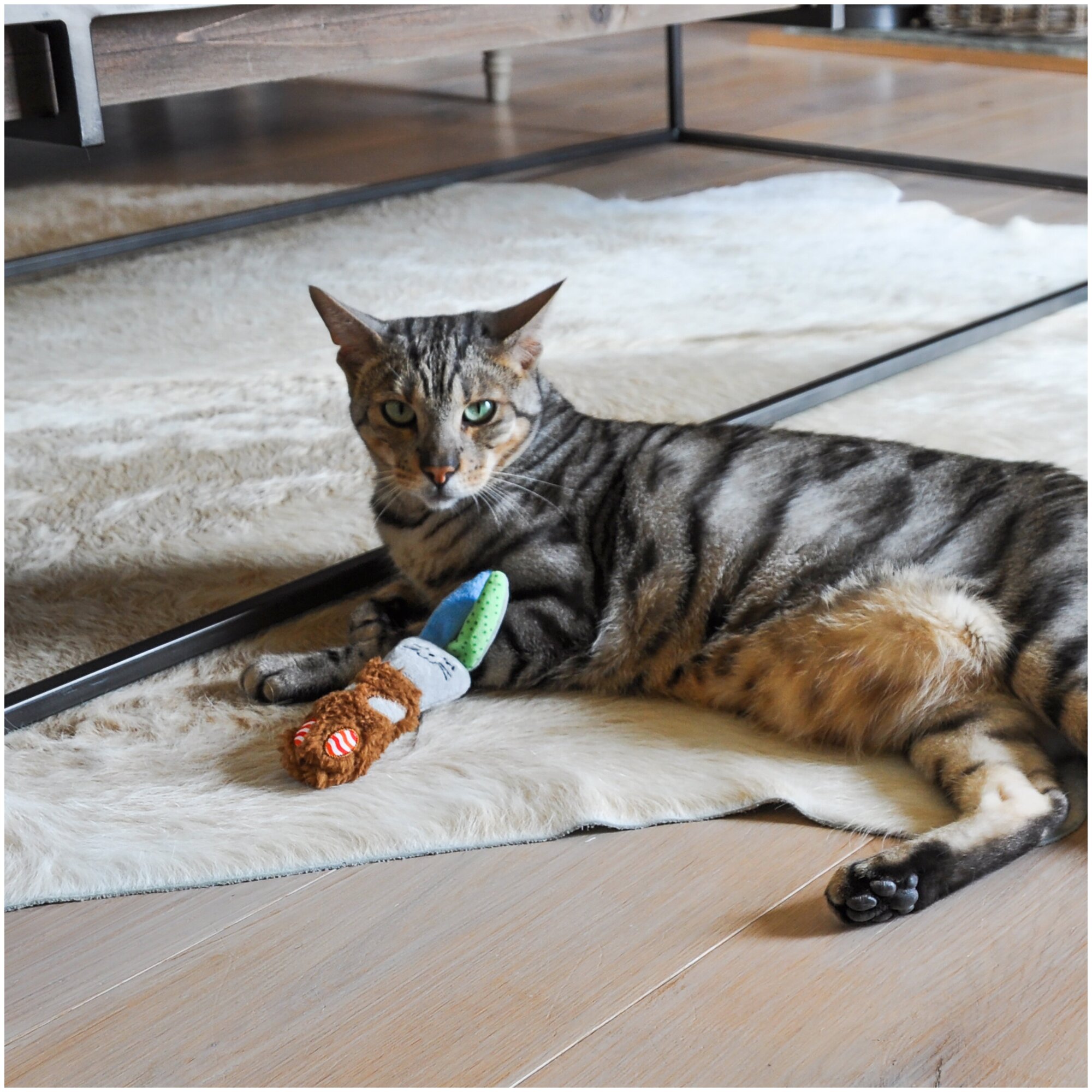 Игрушка для кошек с кошачьей мятой Rosewood "Спящий Зайка", разноцветная, 16см (Великобритания) - фотография № 2