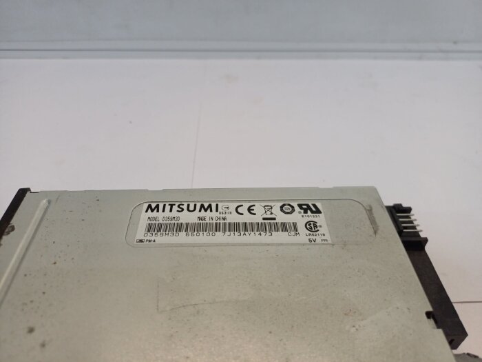 Внутренний дисковод FDD 3.5" Mitsumi D359M3D черный
