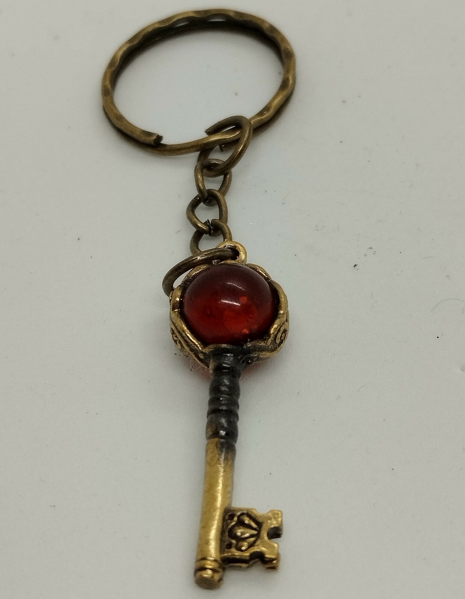 Брелок, красный — фото 1