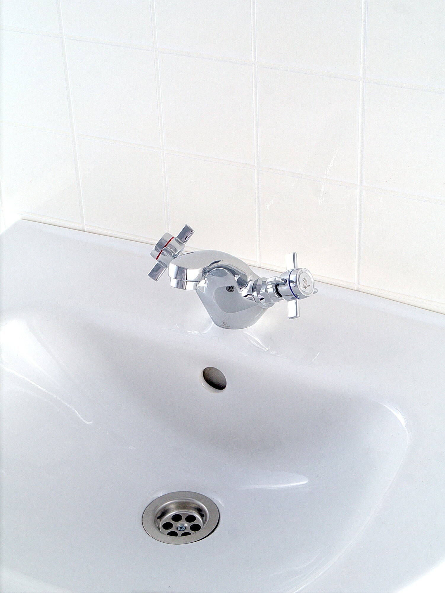 Смеситель для раковины Diadonna, латунь, хромированный, вентильный, монолитный — фото 1