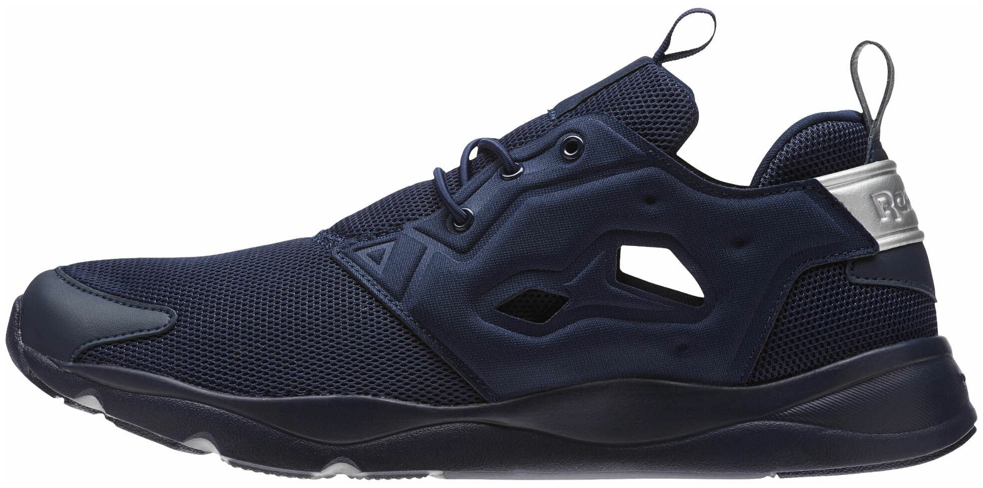 stores that sell reebok shoes