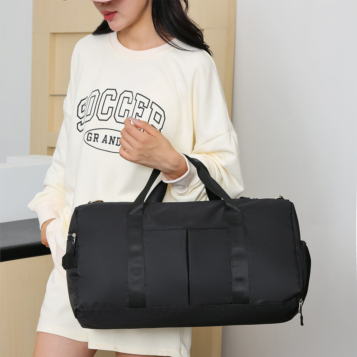 Сумка спортивная Loui Vearner, 17 л, 47х31х12 см, ручная кладь, черный — фото 1