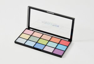 Makeup Revolution Палетка теней Re-Loaded Palette Sugar Pie