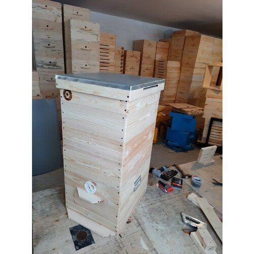 Улей для пчел Дадан 10 рамочный 1 корпусной на 300 мм + 3 магазина на 145 мм
