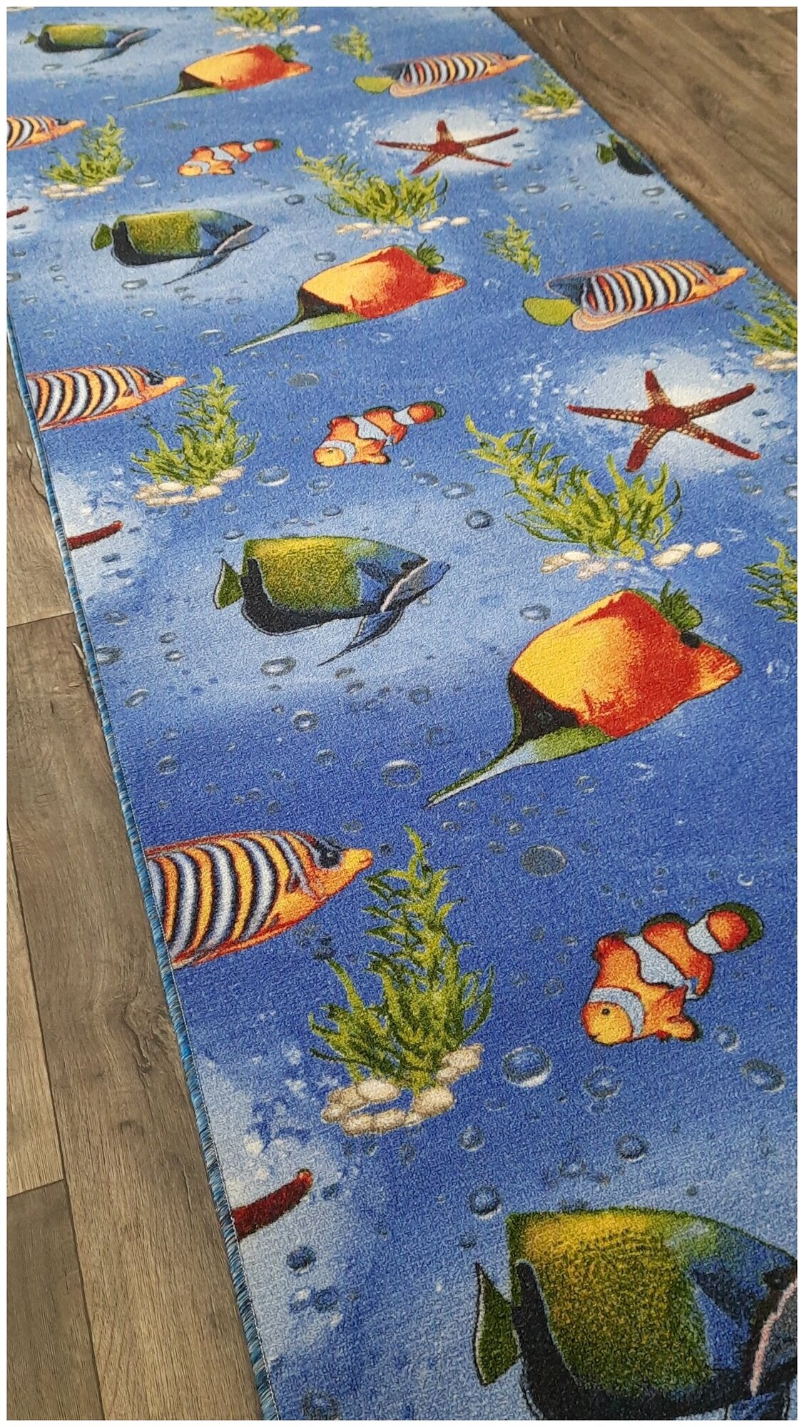 Ковровая дорожка на войлоке, Витебские ковры, с печатным рисунком, 1124, рыбы, детская, разноцветная, 1.3*2.5 м - фотография № 2