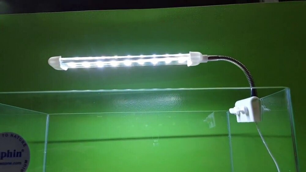 Лампа LED Barbus 008