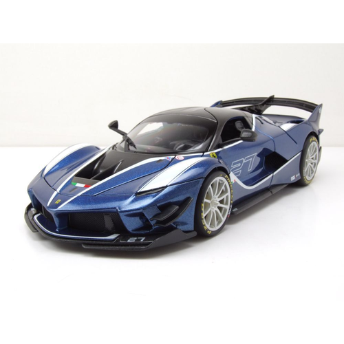 Машина Bburago Ferrari FXX K Evo 1:18 синий 18-16012-В